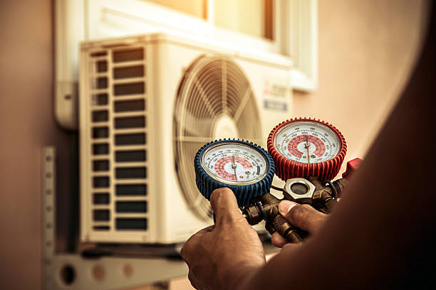 Professional Hvac technician working in Cropseyville, NY